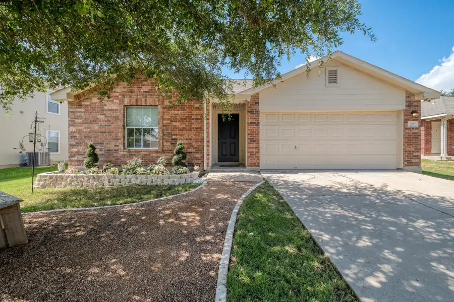 217 Almquist St, Hutto, TX 78634 - #2