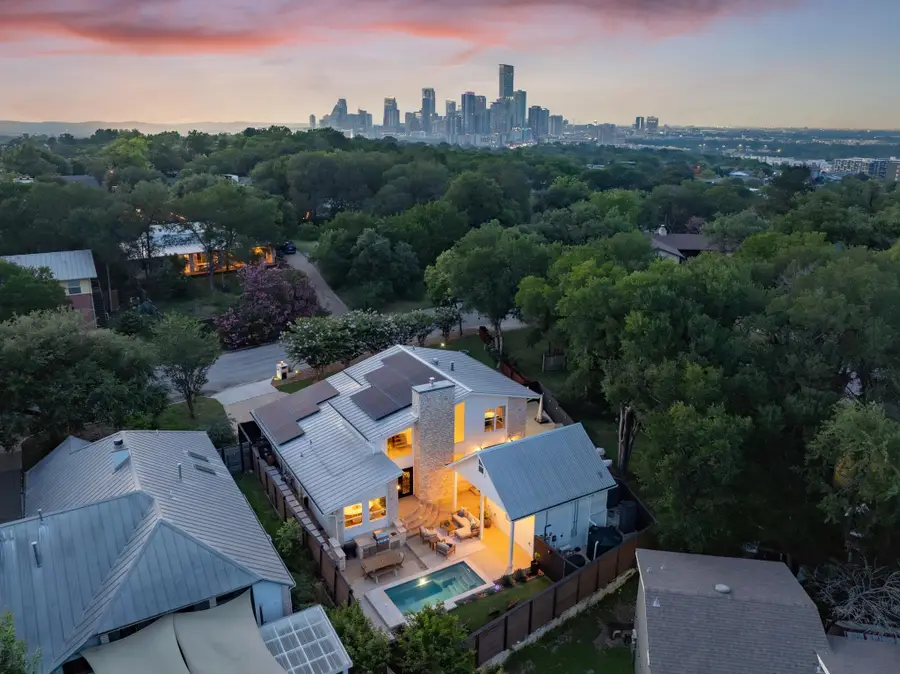 1813 Crooked Ln, Austin, TX 78741 - #2