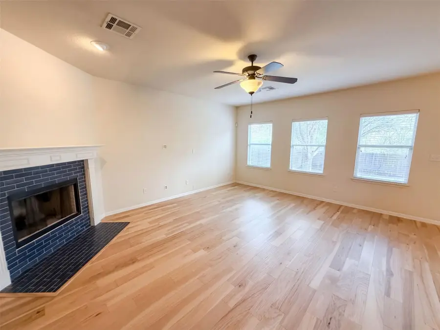 12016 Timber Heights Dr, Austin, TX 78754 - #2