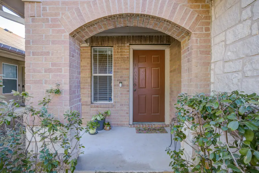 109 Hillhouse Ln, Manchaca, TX 78652 - Image #2