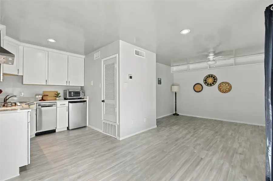 1111 W 10th St #213, Austin, TX 78703 - #2
