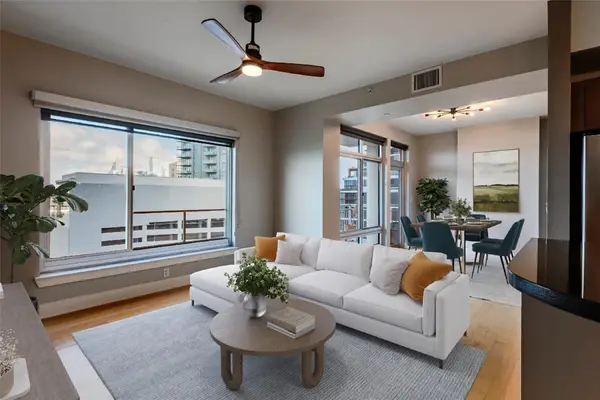 603 Davis St #1201, Austin, TX 78701