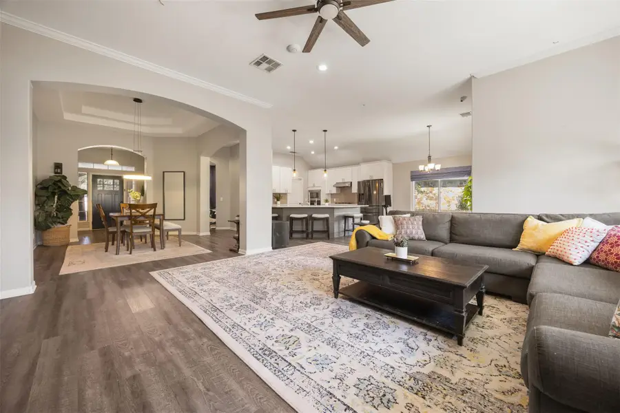 140 Stratton Ct, Austin, TX 78737 - Image #2