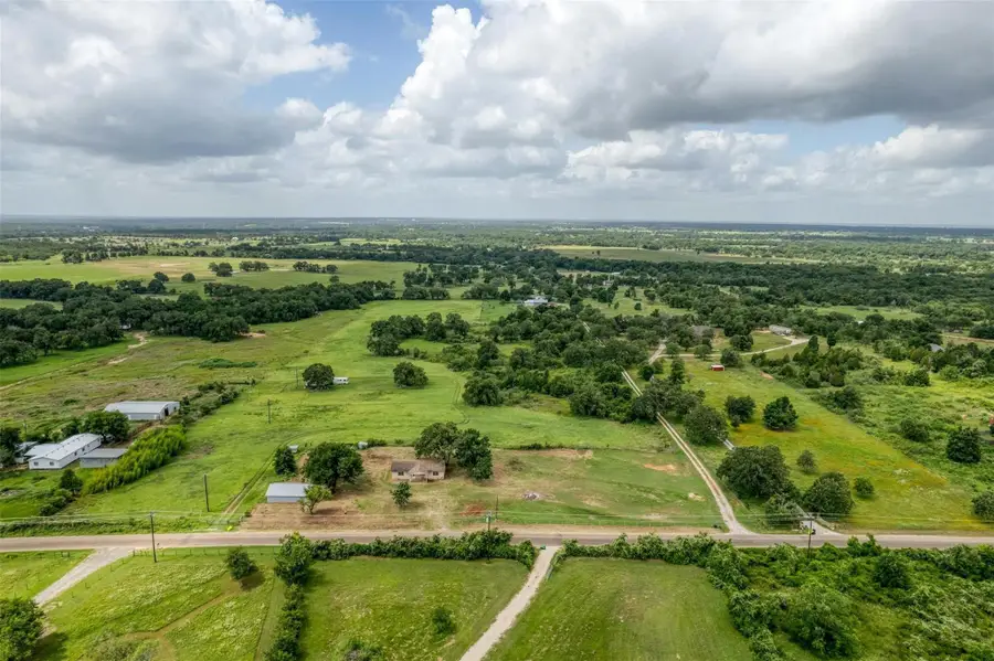 307 N County Line Rd, Elgin, TX 78621 - #3
