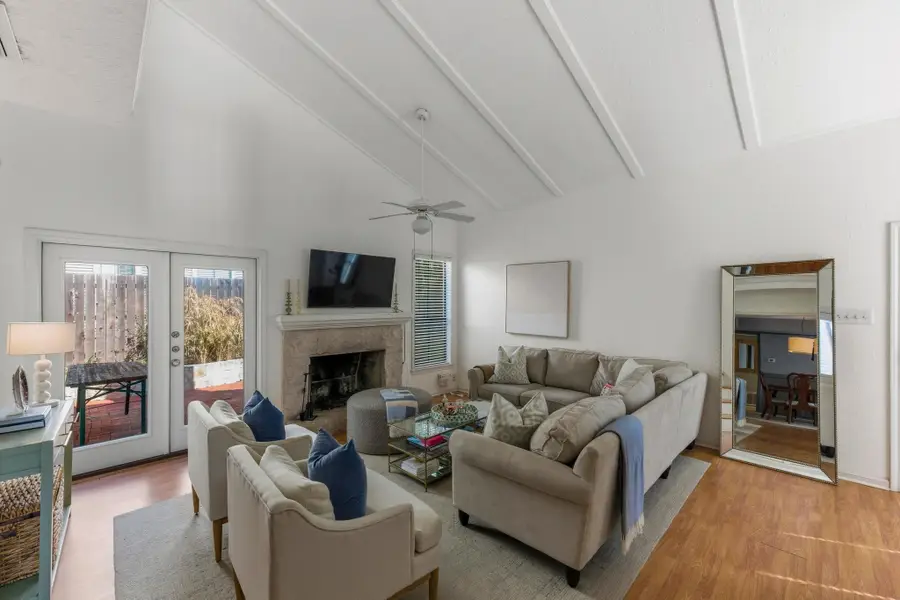 2614 Jefferson St #B, Austin, TX 78703 - #3