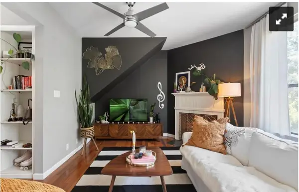 611 E 45th St #25, Austin, TX 78751