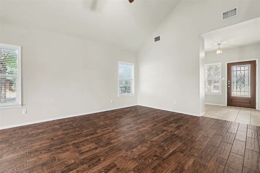 400 Falcon Ln, Leander, TX 78641 - #3