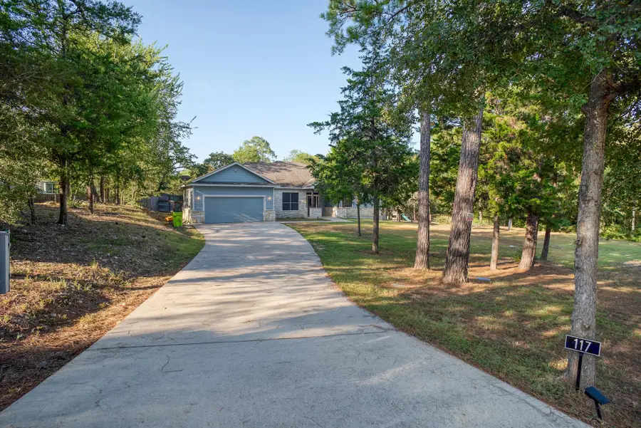 117 W Kamoi Ct, Bastrop, TX 78602 - #3