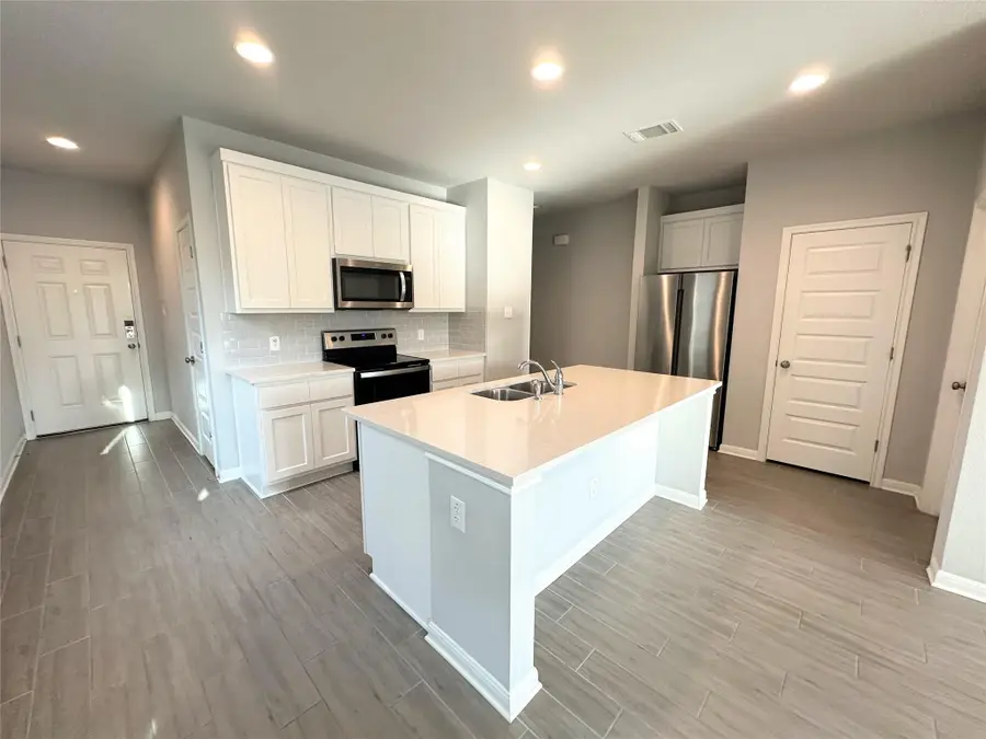 243 Kellys Heroes Way, Jarrell, TX 76537 - #3