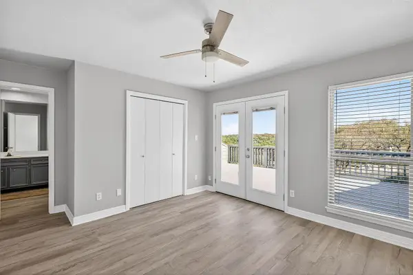 320 Twin Sails #23, Horseshoe Bay, TX 78657