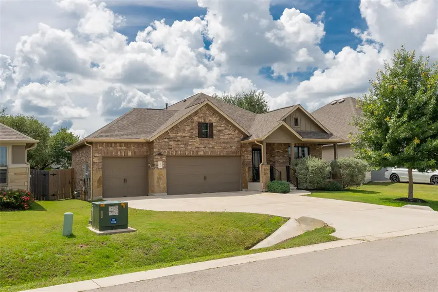 146 Red Granite Dr, Dripping Springs, TX 78620 - #2
