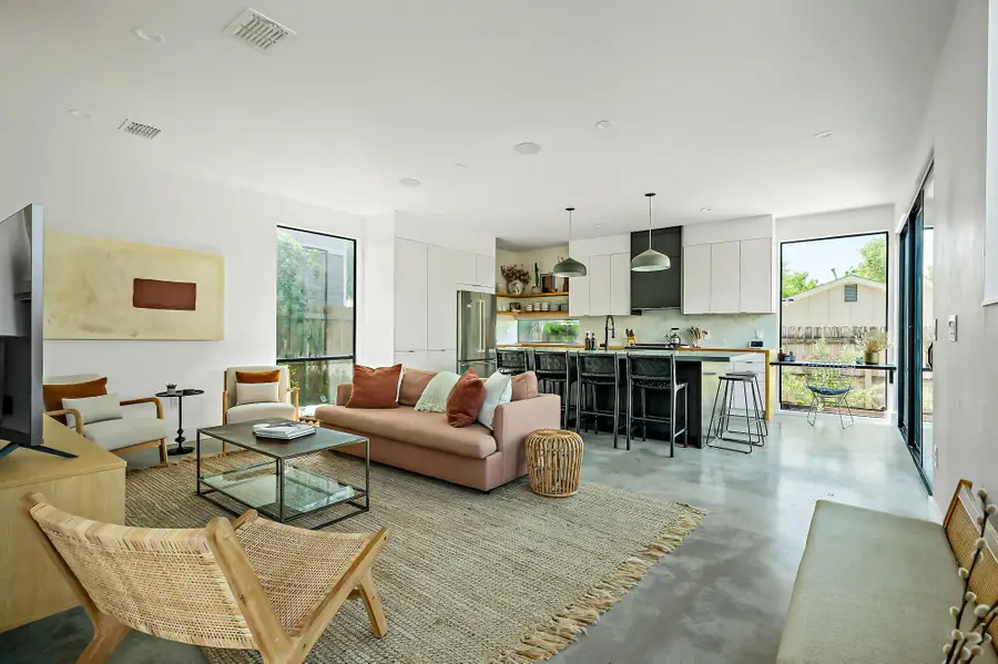 2201 Santa Rosa St, Austin, TX 78702 - #2