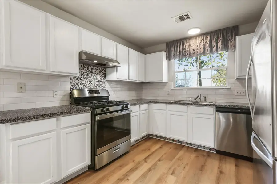 11805 Lima Dr, Manor, TX 78653 - Image #2