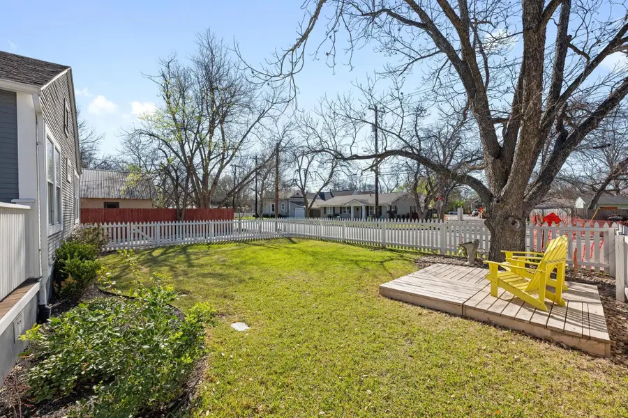 1407 S Myrtle St, Georgetown, TX 78626 - #2