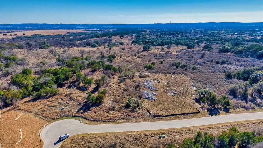 313 Eagle Basin Cir, Spicewood, TX 78669 - #2