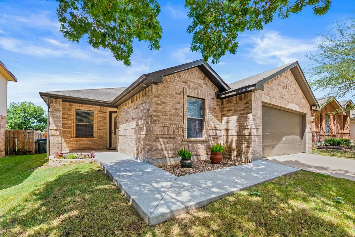 628 Quarter Ave, Buda, TX 78610 - #1