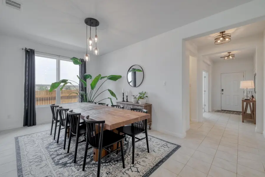 19524 Landmark Dr, Pflugerville, TX 78660 - Image #2