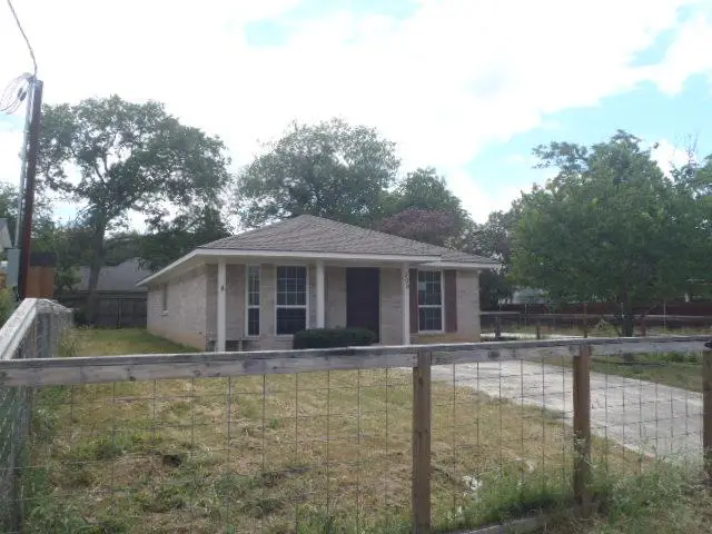 309 Ellis St, San Marcos, TX 78666 - #1