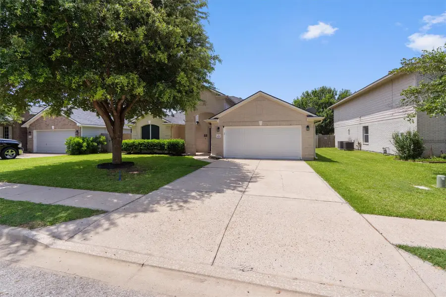 1207 Utopia Ln, Hutto, TX 78634 - #2