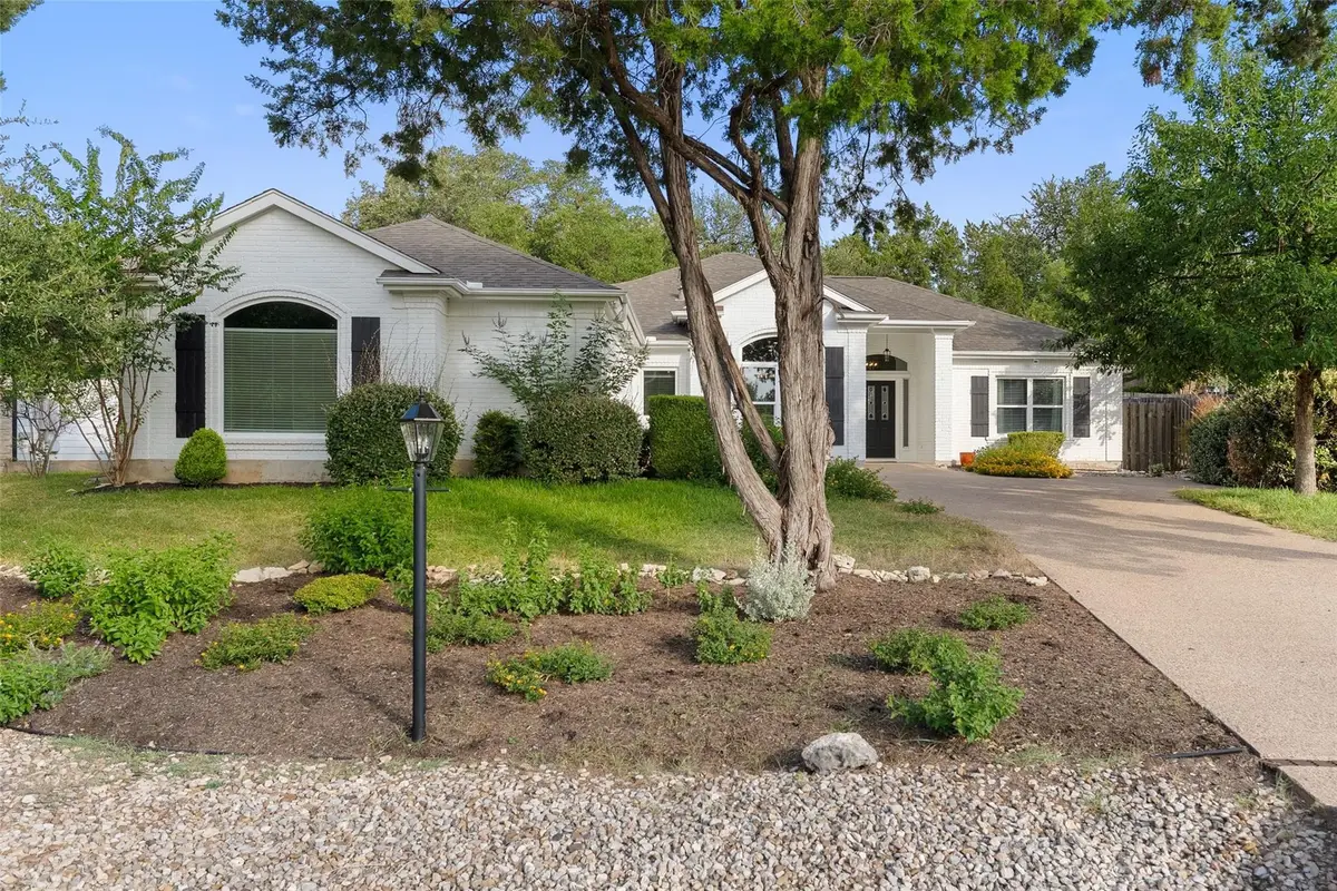 120 Copperleaf Rd, Lakeway, TX 78734 - #1