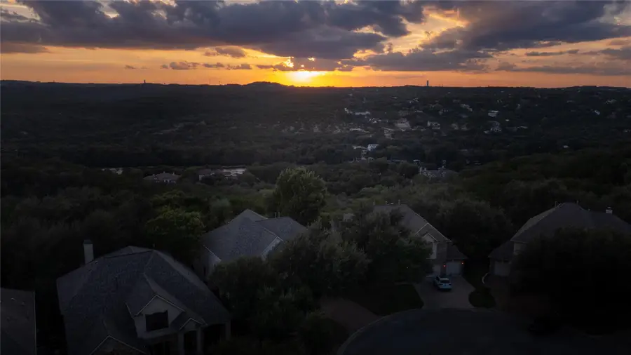 13013 Bloomfield Hills Ln, Austin, TX 78732 - #2