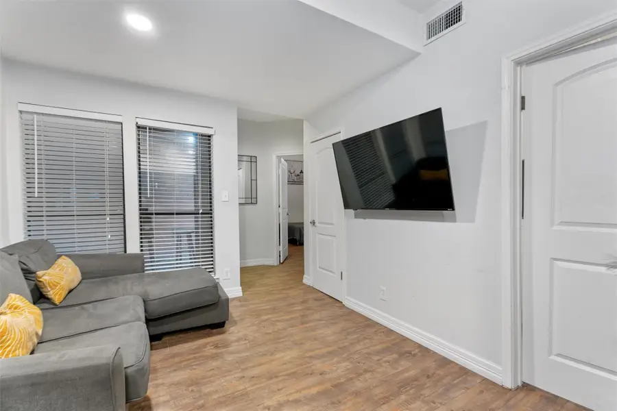 1910 Robbins Pl #106, Austin, TX 78705 - #2