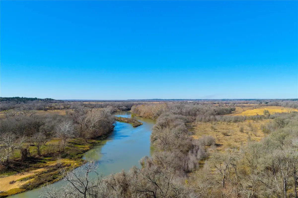 531 Highway 71 W, Smithville, TX 78957 - #1