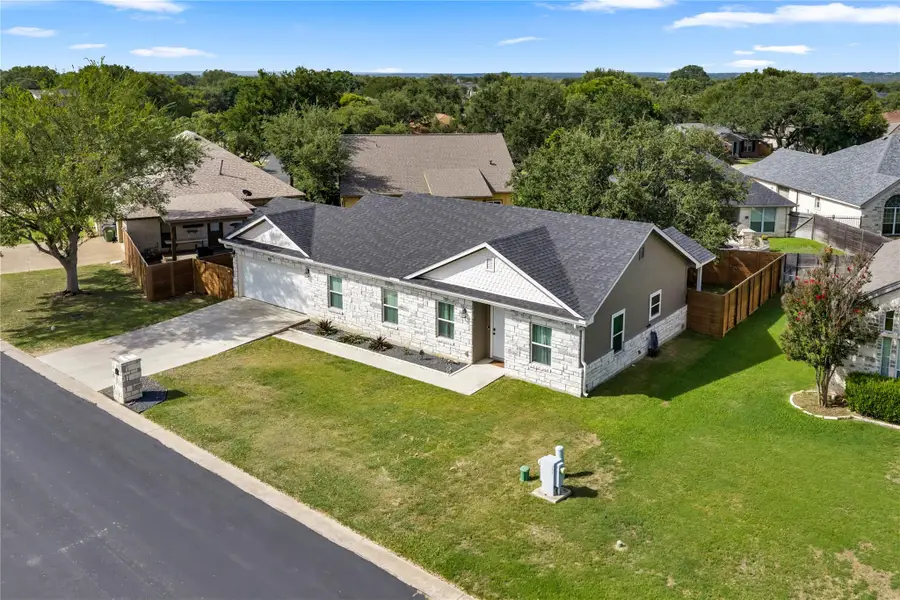 102 Fox Cir, Burnet, TX 78611 - #2