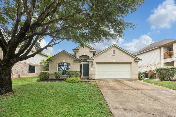 230 Middle Crk, Buda, TX 78610