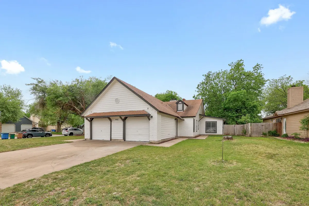 9901 Parliament House Rd, Austin, TX 78729 - #1