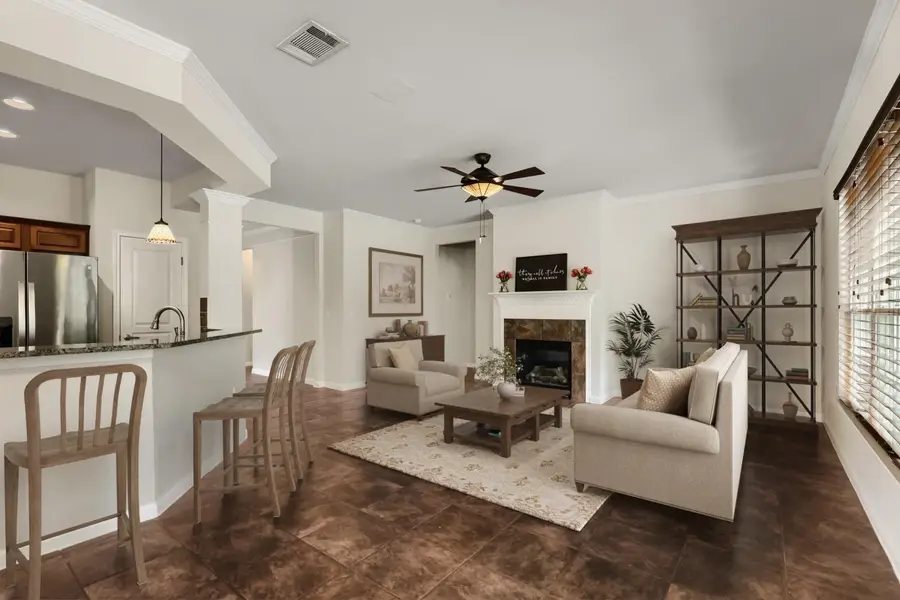 201 Colorado River Rd, Georgetown, TX 78633 - #3
