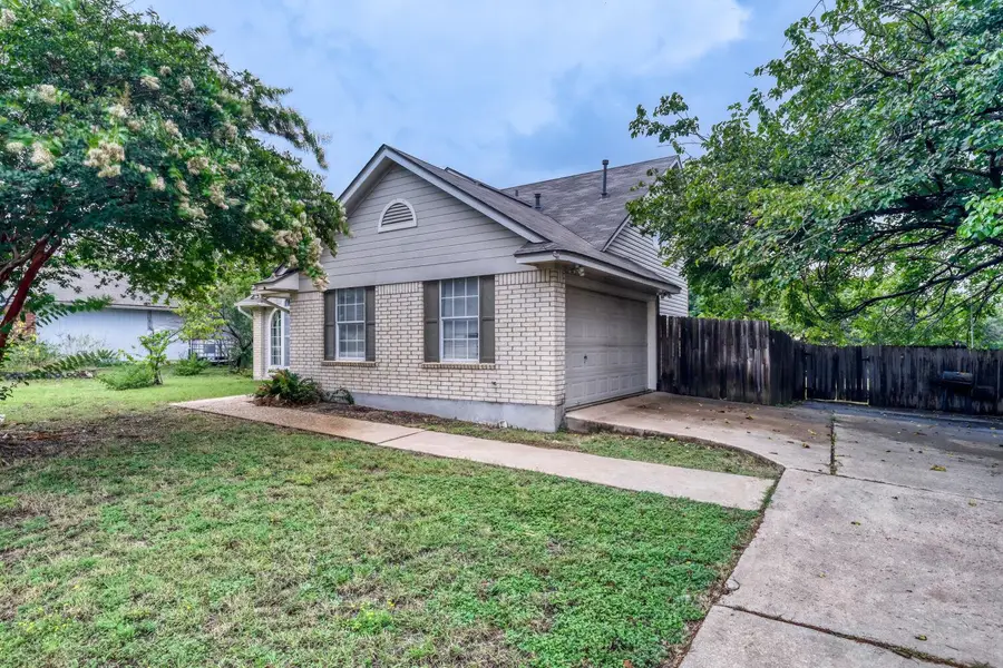 1910 Ireland Dr, Leander, TX 78641 - #3