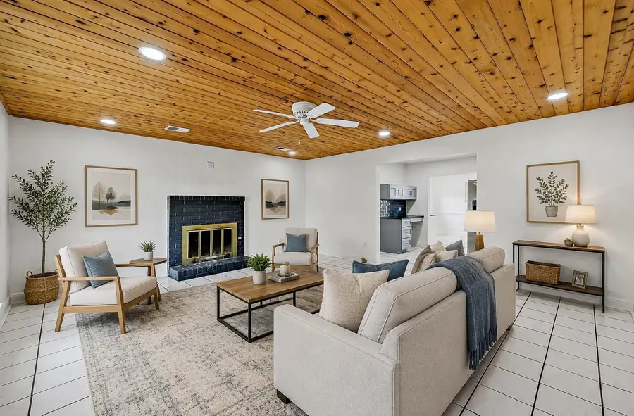 1804 Oakridge Dr, Round Rock, TX 78681 - #3