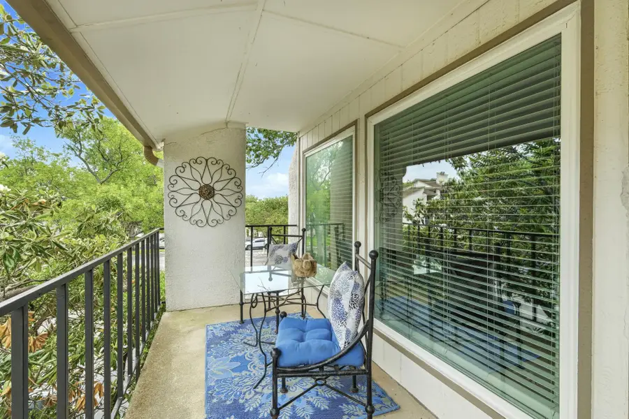 6910 Hart Ln #912, Austin, TX 78731 - #2
