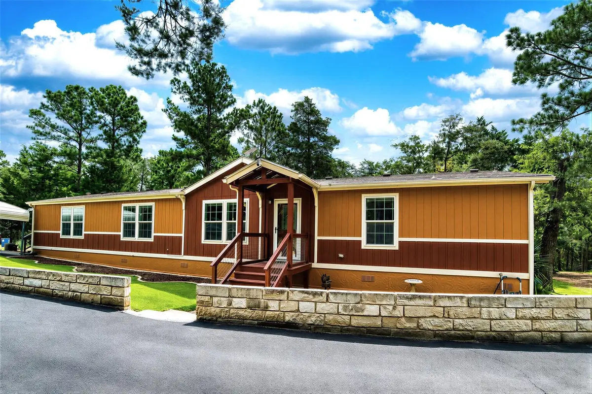 1024 Sand Hills Rd, Red Rock, TX 78662 - #1