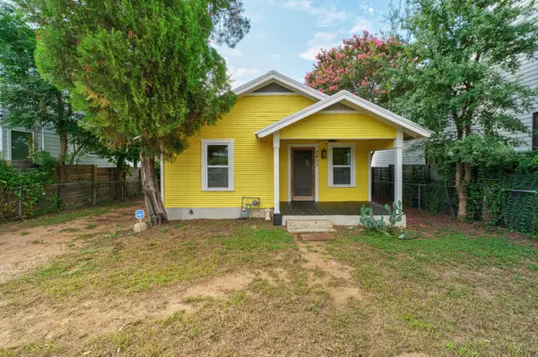2403 E 11th St, Austin, TX 78702
