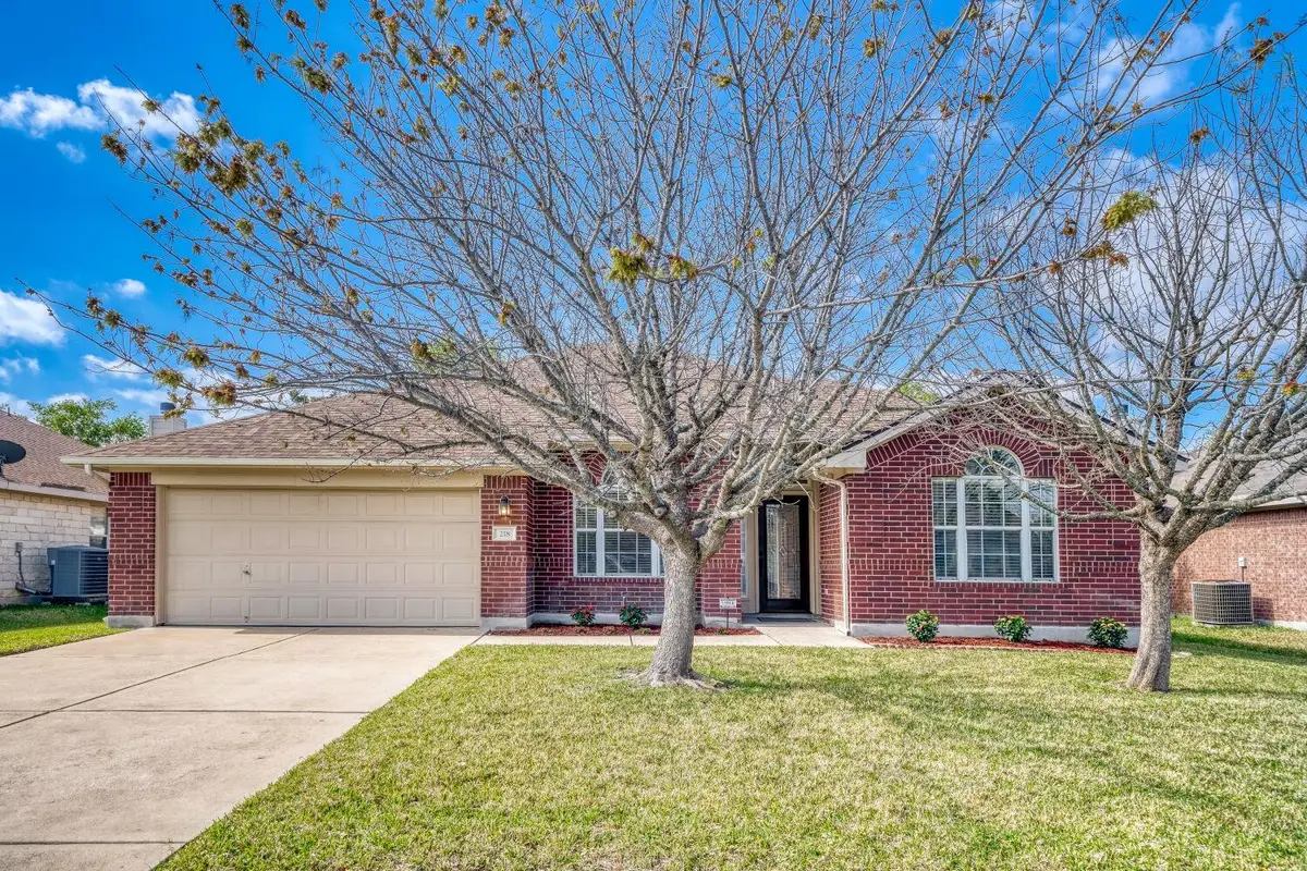 218 Desert Highlands Trl, Round Rock, TX 78665 - #1