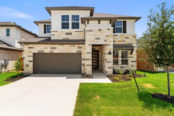 121 Bishop Wood Road, Dripping Springs, TX 78620