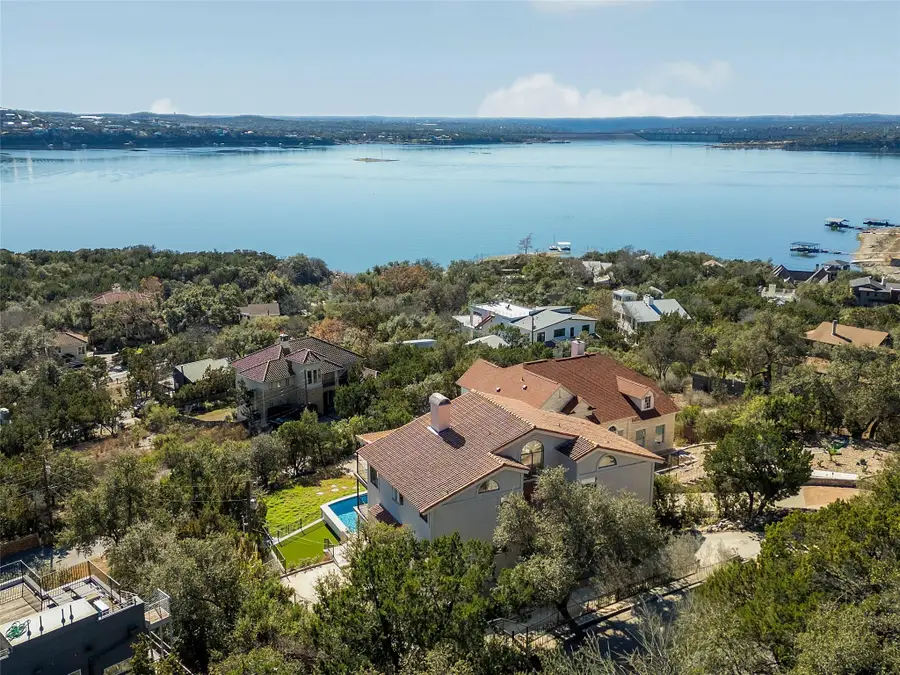 13805 Skyline Dr, Austin, TX 78732 - Image #2