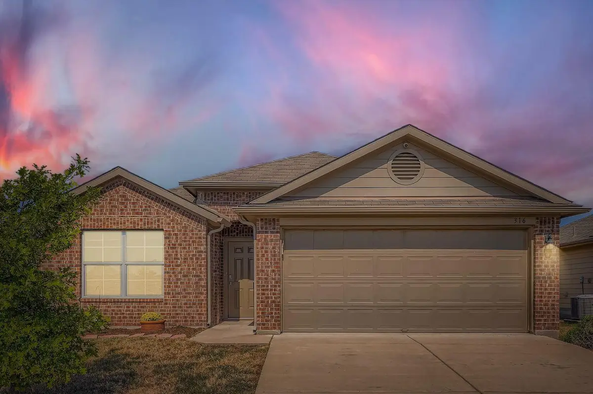 316 Unity Dr, Kyle, TX 78640 - #1