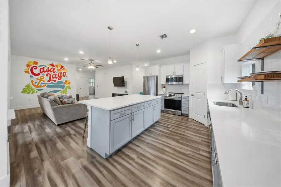 7502 Stable Ln, Lago Vista, TX 78645 - #2