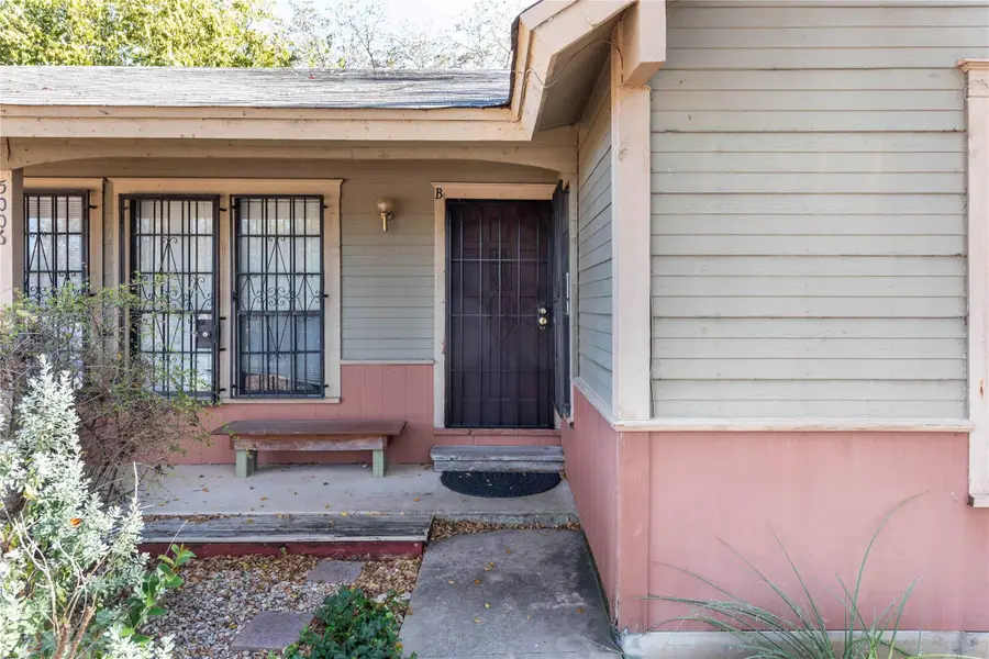 5006 Sara Dr, Austin, TX 78721 - Image #3