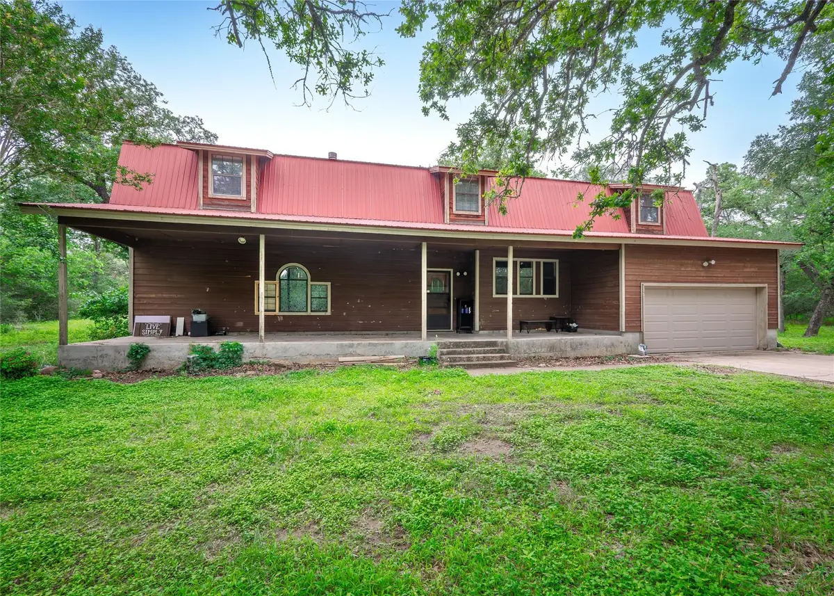222 Indiana Rd, Lockhart, TX 78644 - #1