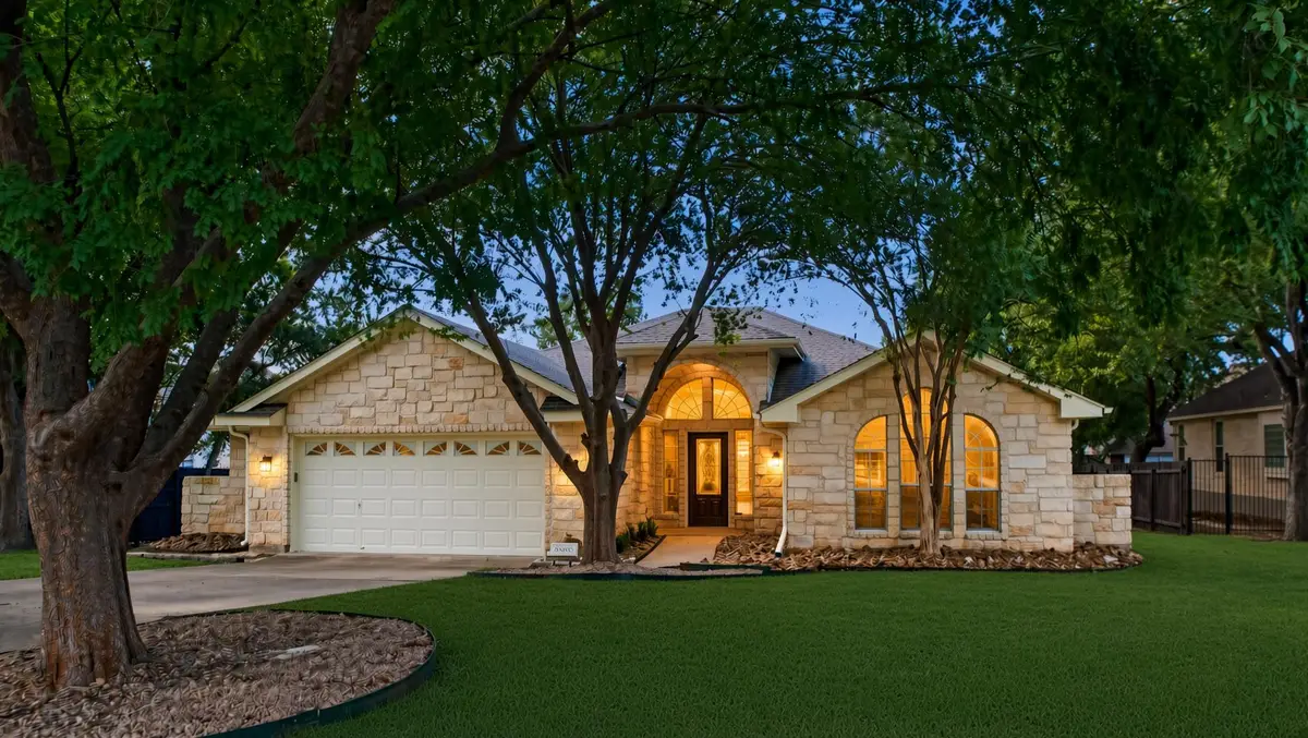 29000 Colonial Dr, Georgetown, TX 78628 - #1
