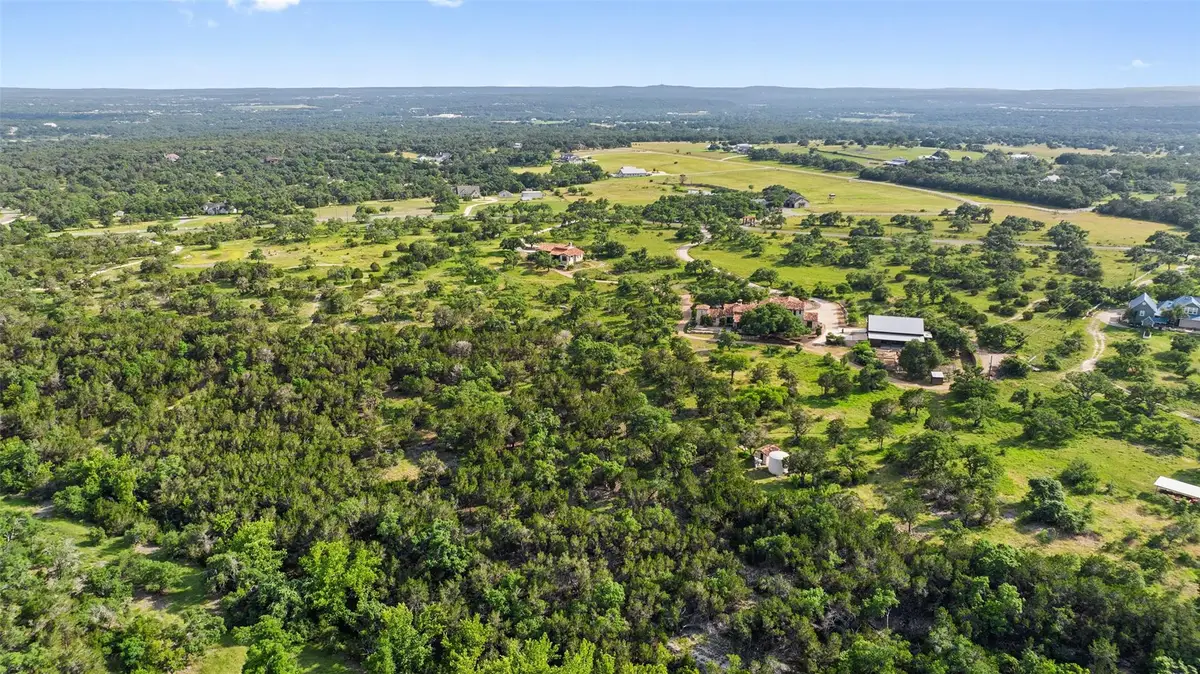 418 Cattle Trail Dr, Dripping Springs, TX 78620 - #1