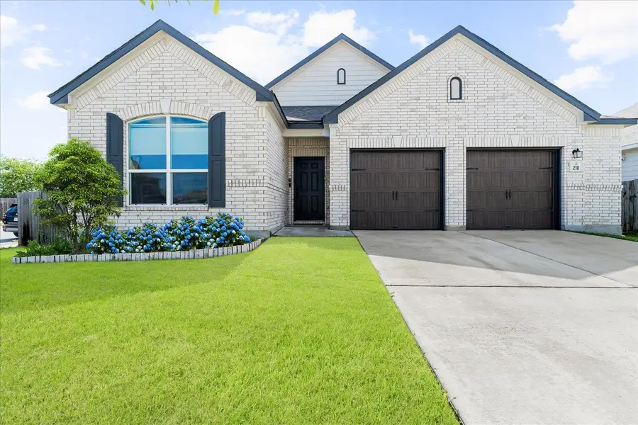 210 Maroon Ln, Kyle, TX 78640 - #2