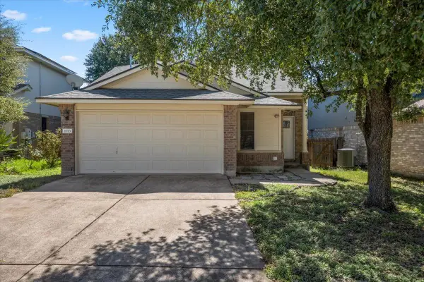 1013 Sweet Melissa Dr, Pflugerville, TX 78660