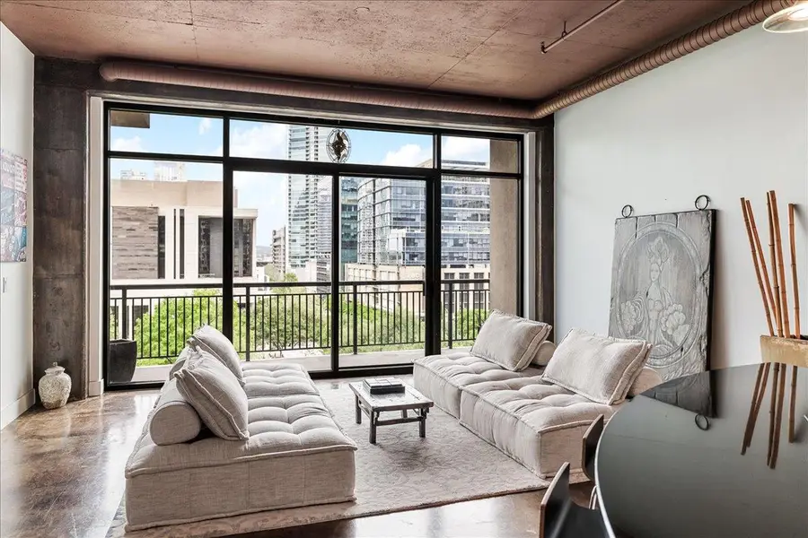 311 W 5th St #703, Austin, TX 78701 - #2