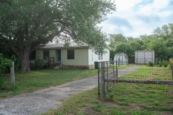 2774 Citation Dr, Del Valle, TX 78617