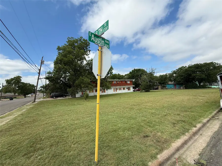 1707 N 8th St, Killeen, TX 76541 - Image #2